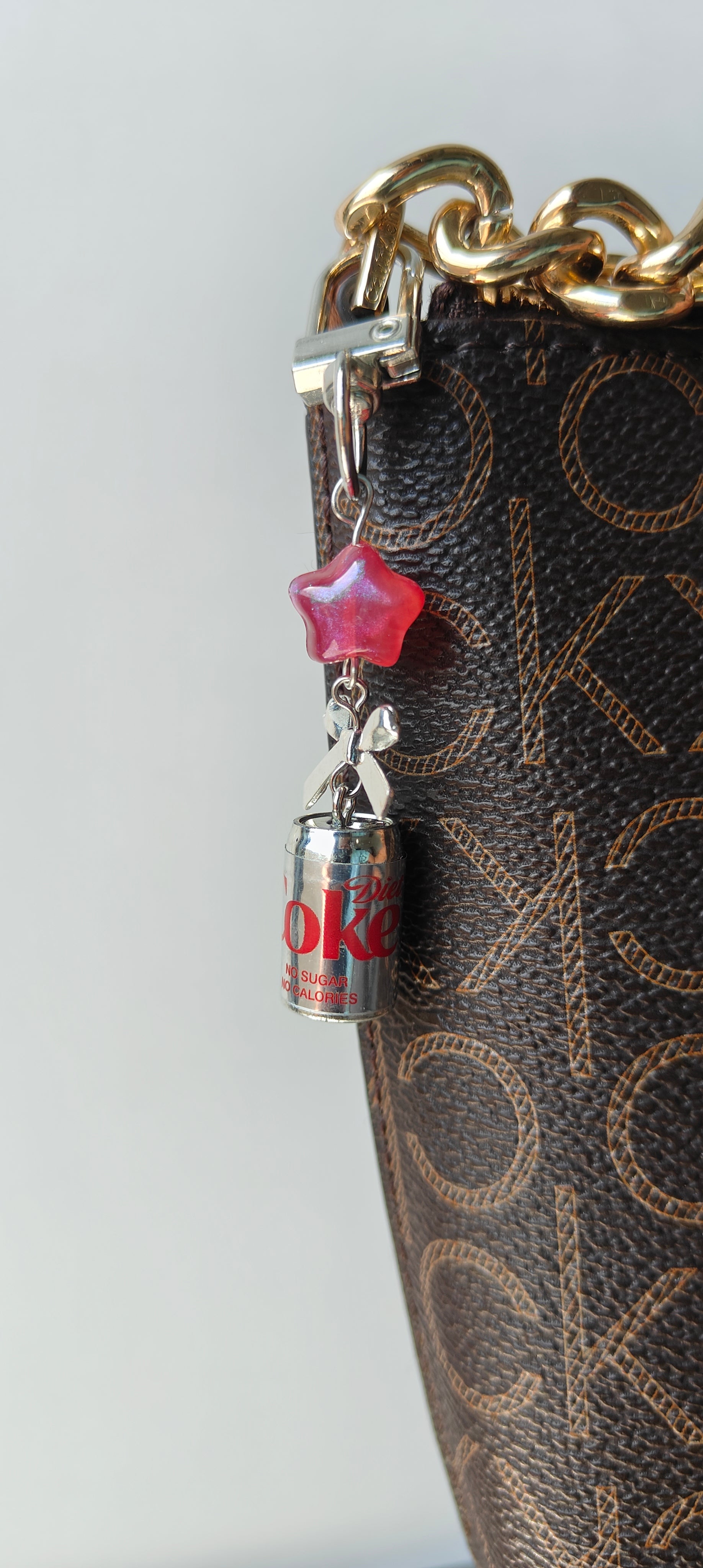 D*et coke charms